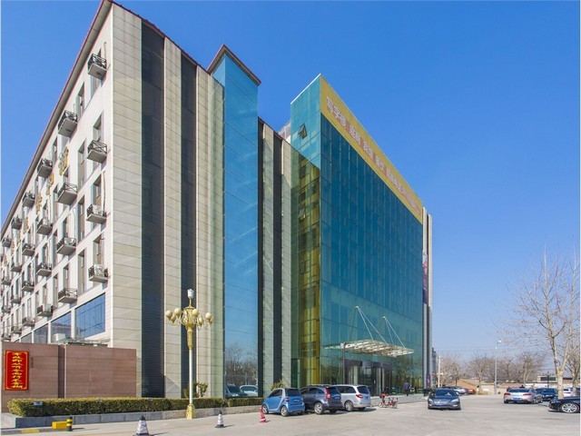 九台区电动提升门安装